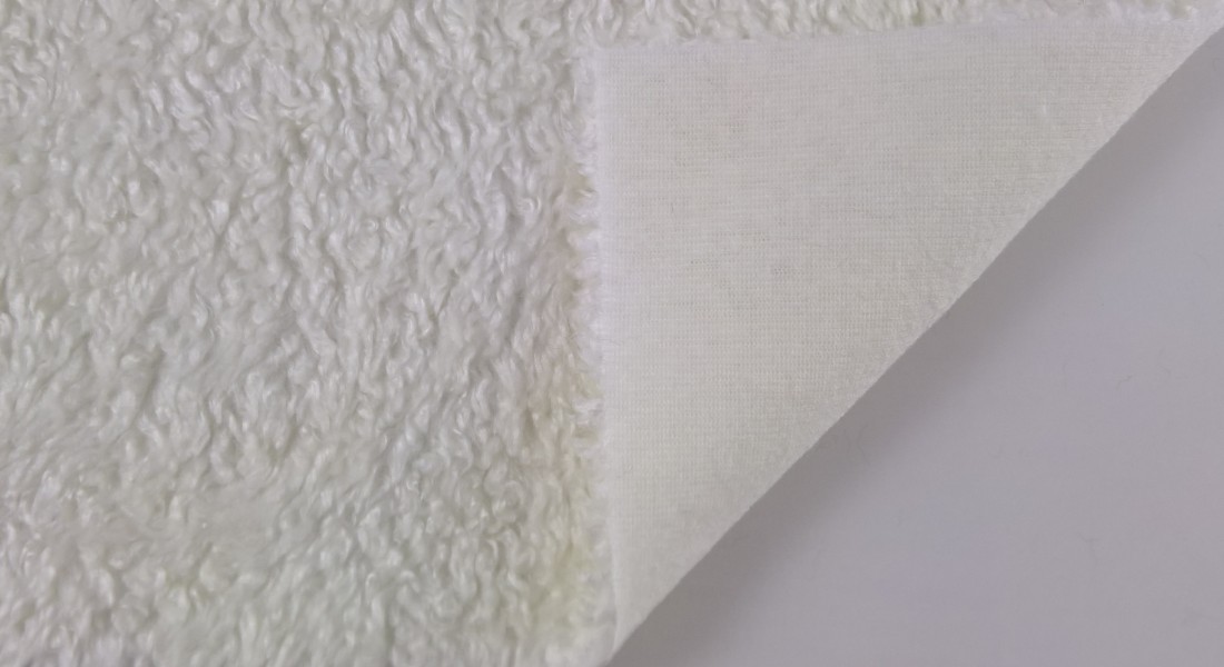 Leskymo beránek, režná bílá, šíře 150cm (metráž)
