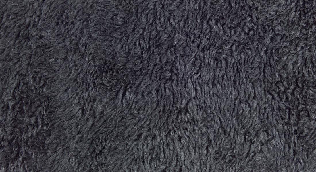 Leskymo beránek, tmavě šedý, šíře 150cm (metráž)