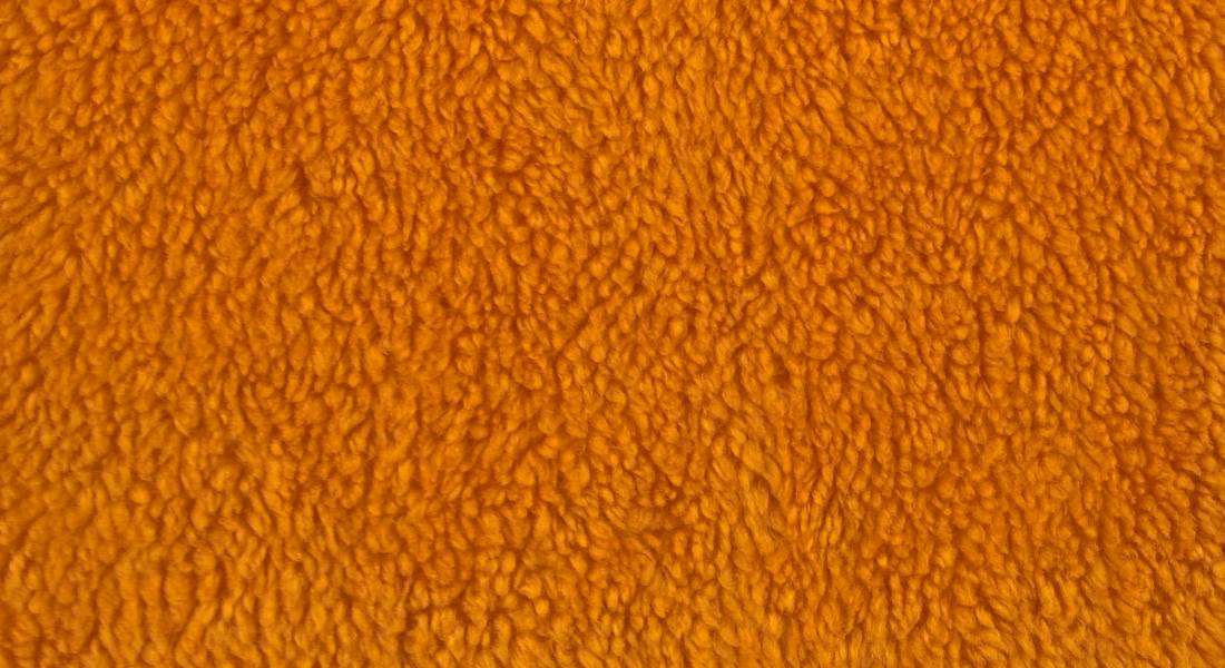 Leskymo beránek, oranžový, šíře 150cm (metráž)